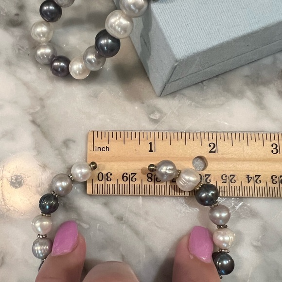 Vintage Handmade genuine Pearl bracelet. Black and white Pearls wrap bracelet - Picture 6 of 8